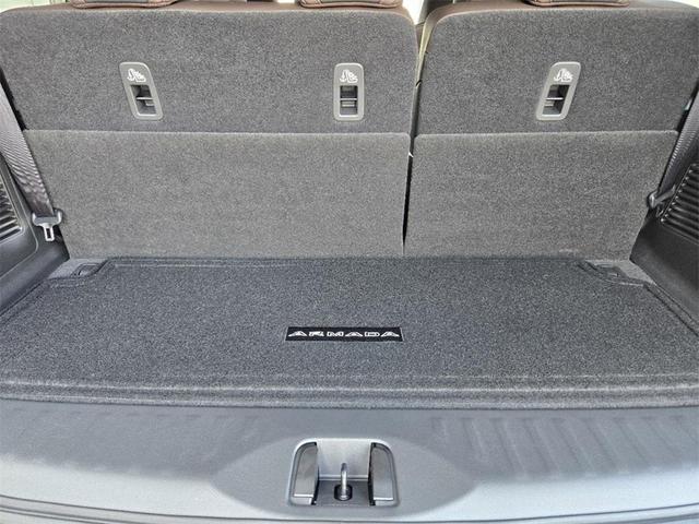Photo of 2025 Super Black Nissan Armada