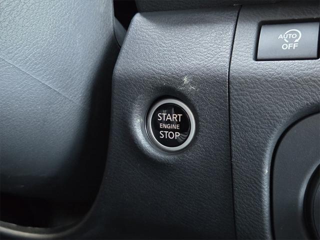 Photo of 2025 Afterburn Orange Nissan Frontier