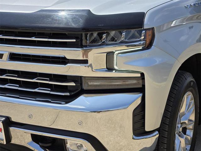 Photo of 2022 Silver Ice Metallic Chevrolet Silverado 1500