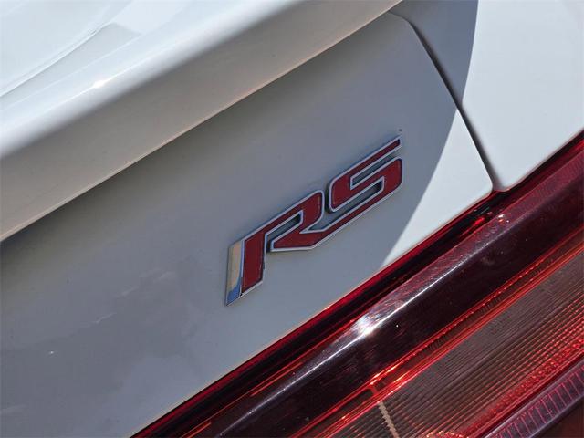 Photo of 2014 Summit White Chevrolet Camaro
