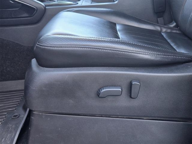 Photo of 2022 Super Black Nissan Frontier