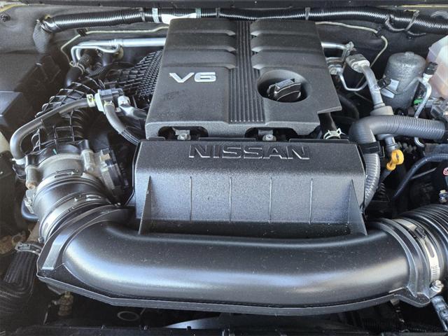 Photo of 2022 Super Black Nissan Frontier
