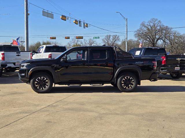 Photo of 2022 Super Black Nissan Frontier