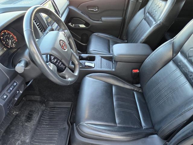 Photo of 2022 Super Black Nissan Frontier