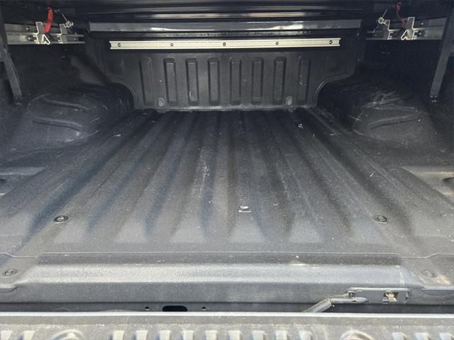 Photo of 2023 Boulder Gray Pearl Nissan Frontier