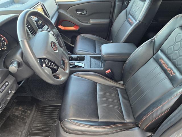 Photo of 2023 Boulder Gray Pearl Nissan Frontier