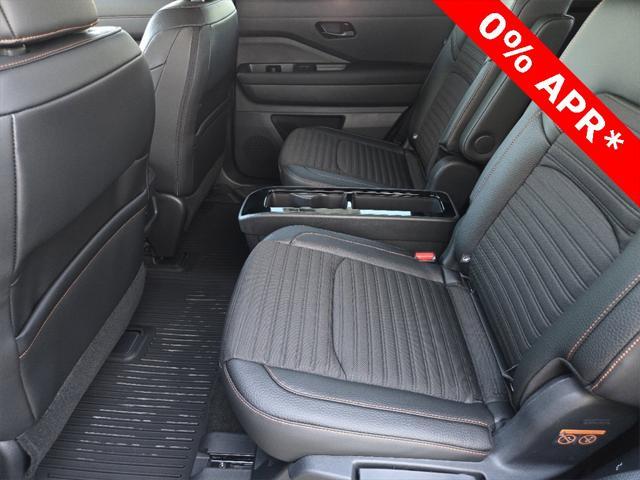 Photo of 2025 Super Black Nissan Pathfinder