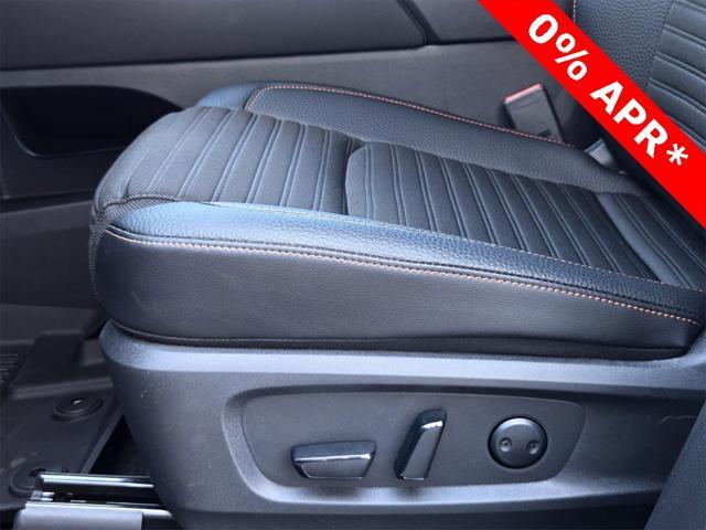 Photo of 2025 Super Black Nissan Pathfinder