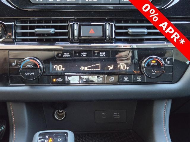 Photo of 2025 Super Black Nissan Pathfinder