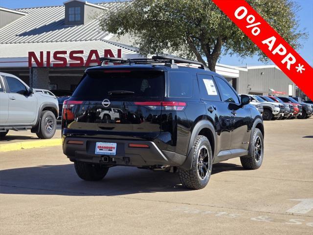 Photo of 2025 Super Black Nissan Pathfinder