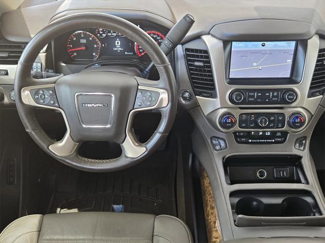 Photo of 2015 White Diamond Tricoat GMC Yukon