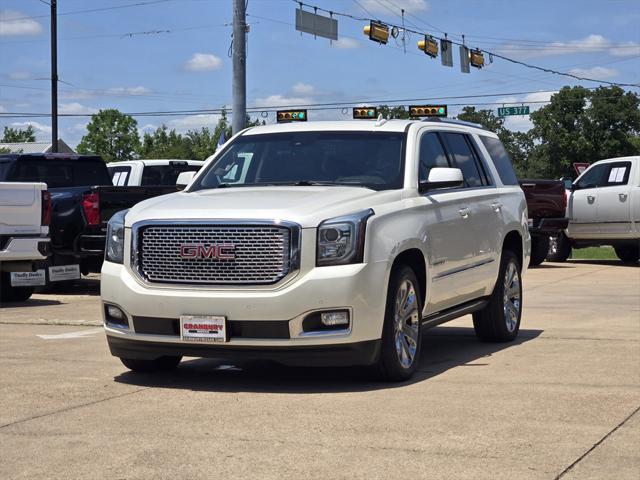 Photo of 2015 White Diamond Tricoat GMC Yukon