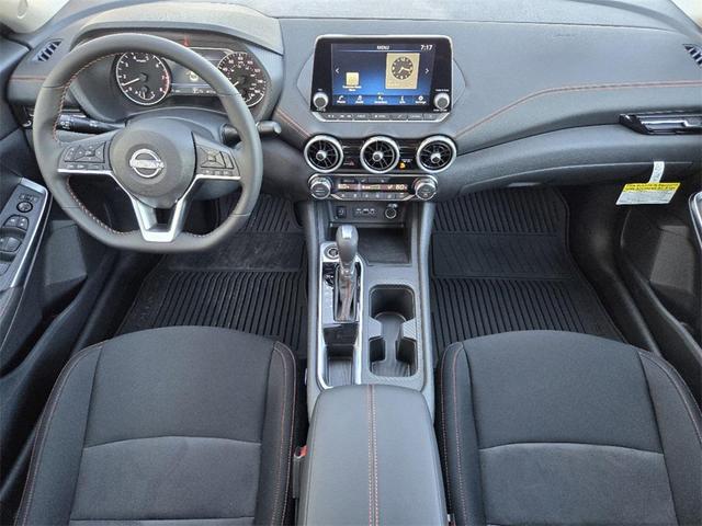 Photo of 2025 Aspen White Tricoat/Super Black Nissan Sentra