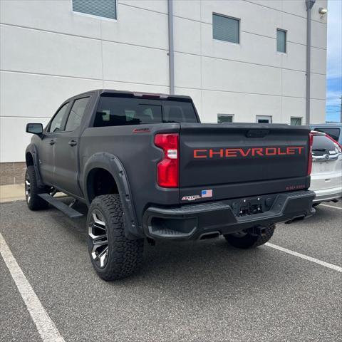 Photo of 2021 Black Chevrolet Silverado 1500
