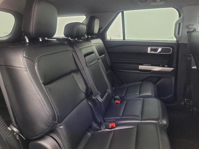 Photo of 2023 Agate Black Metallic Ford Explorer