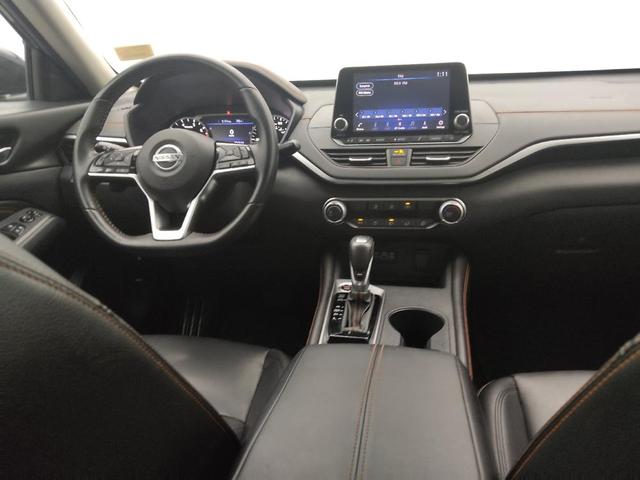 Photo of 2020 Gun Metallic Nissan Altima