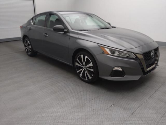 Photo of 2020 Gun Metallic Nissan Altima