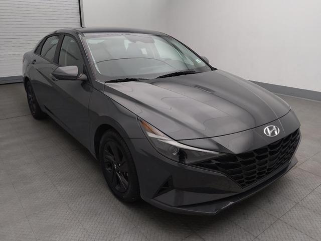 Photo of 2023 Gray Hyundai ELANTRA