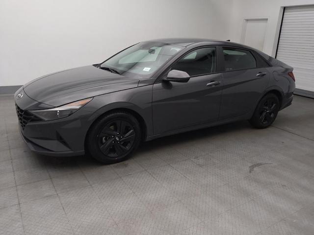 Photo of 2023 Gray Hyundai ELANTRA