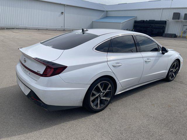 Photo of 2021 Quartz White Hyundai SONATA