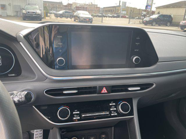 Photo of 2021 Quartz White Hyundai SONATA