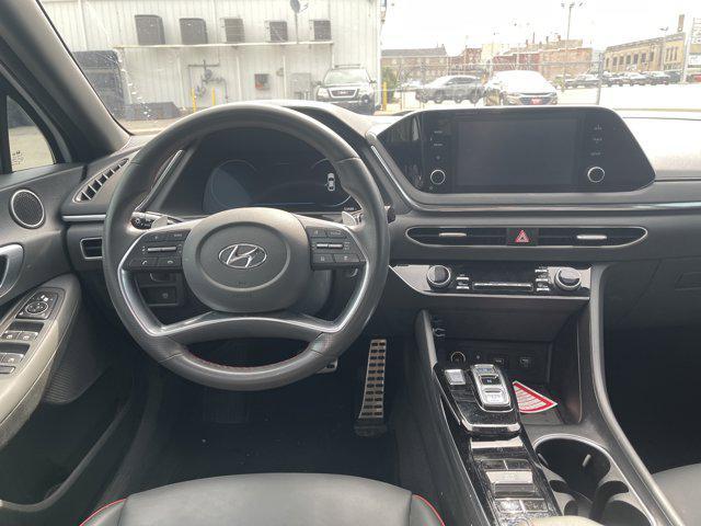 Photo of 2021 Quartz White Hyundai SONATA