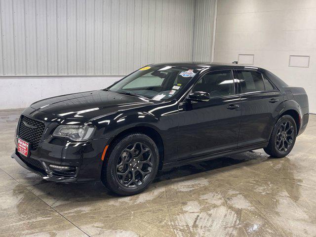 Photo of 2023 Gloss Black Chrysler 300