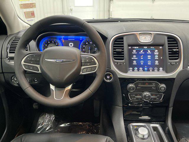Photo of 2023 Gloss Black Chrysler 300