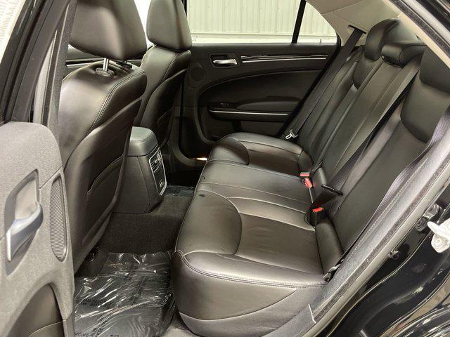 Photo of 2023 Gloss Black Chrysler 300
