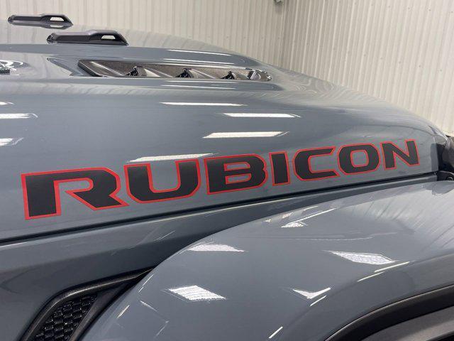 Photo of 2025 Anvil Clearcoat Jeep Wrangler