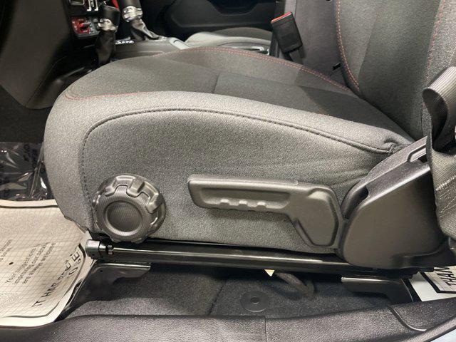 Photo of 2025 Anvil Clearcoat Jeep Wrangler