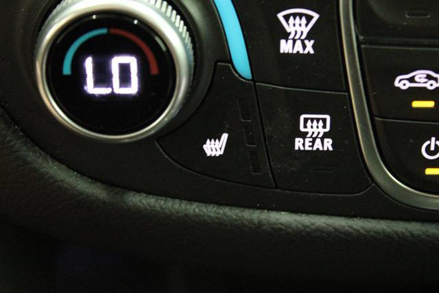 Photo of 2024 Iridescent Pearl Tricoat Chevrolet Equinox