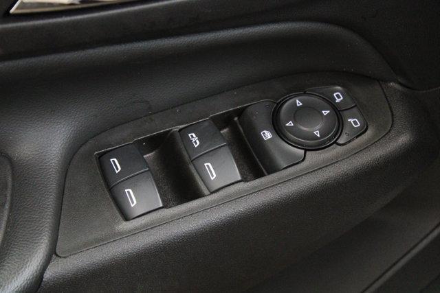 Photo of 2024 Iridescent Pearl Tricoat Chevrolet Equinox