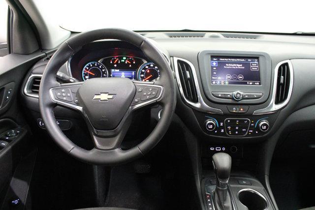 Photo of 2024 Iridescent Pearl Tricoat Chevrolet Equinox