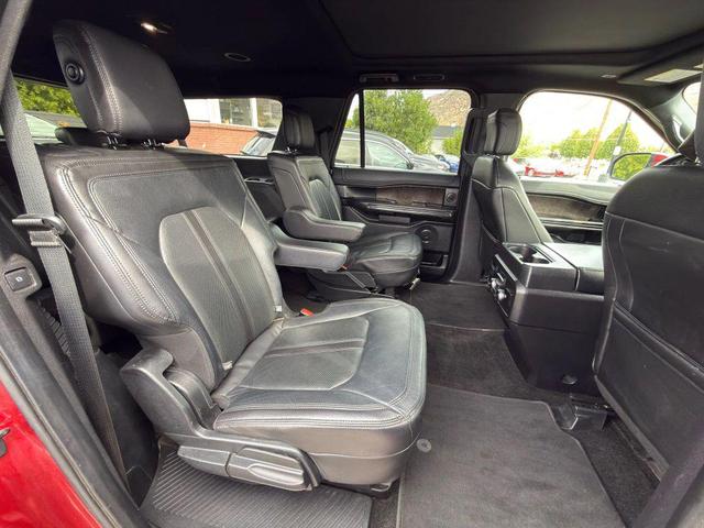 Photo of 2018 Ruby Red Metallic Tinted Clearcoat Ford Expedition Max