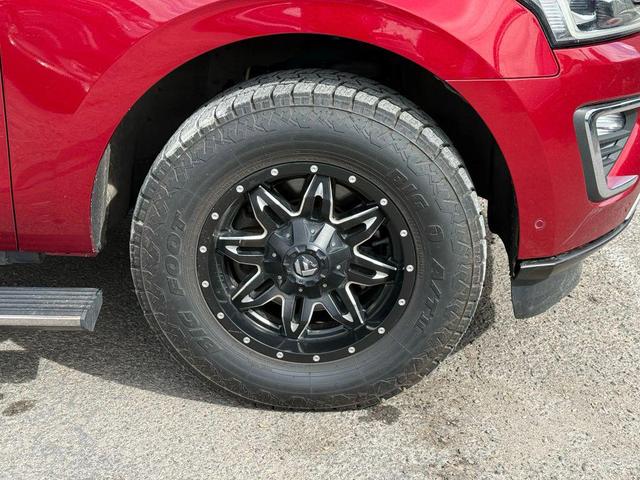 Photo of 2018 Ruby Red Metallic Tinted Clearcoat Ford Expedition Max