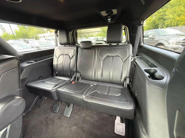 Photo of 2018 Ruby Red Metallic Tinted Clearcoat Ford Expedition Max