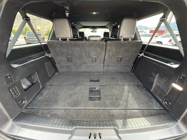 Photo of 2018 Ruby Red Metallic Tinted Clearcoat Ford Expedition Max