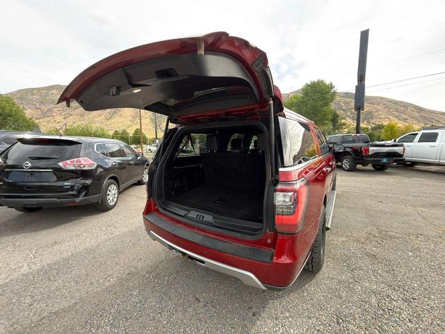 Photo of 2018 Ruby Red Metallic Tinted Clearcoat Ford Expedition Max