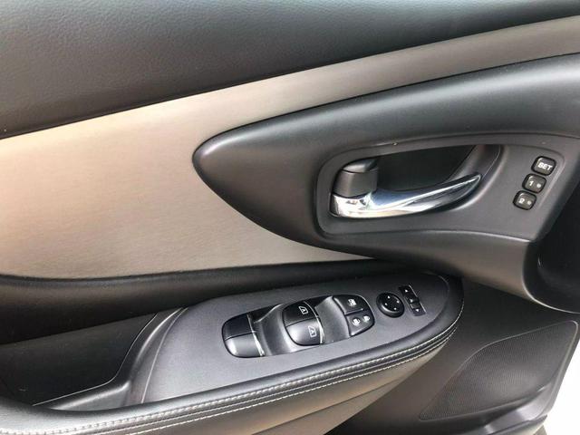 Photo of 2020 Pearl White Tricoat Nissan Murano