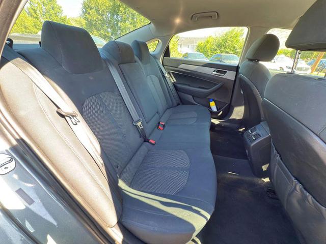 Photo of 2019 Machine Gray Hyundai SONATA