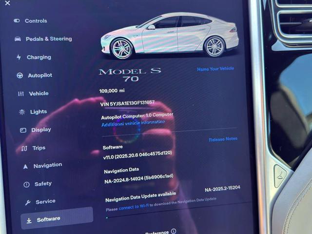 Photo of 2016 White Tesla Model S