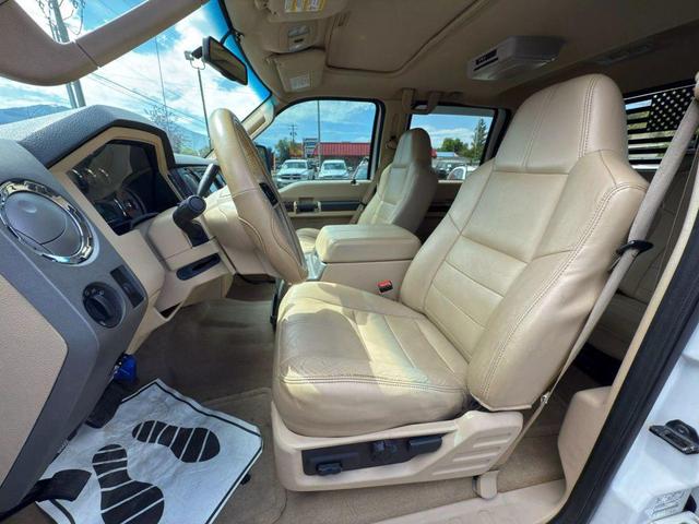 Photo of 2008 Oxford White Clearcoat Ford F-350