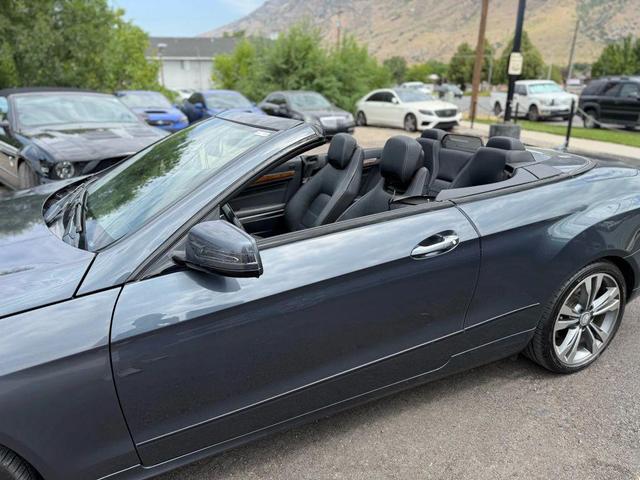 Photo of 2016 Gray Mercedes-Benz E-Class