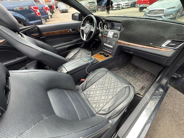 Photo of 2016 Gray Mercedes-Benz E-Class