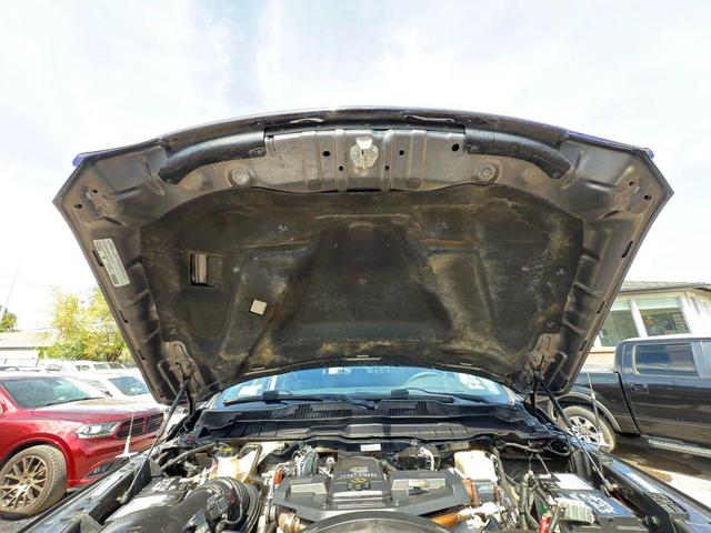 Photo of 2015 Gray RAM 3500