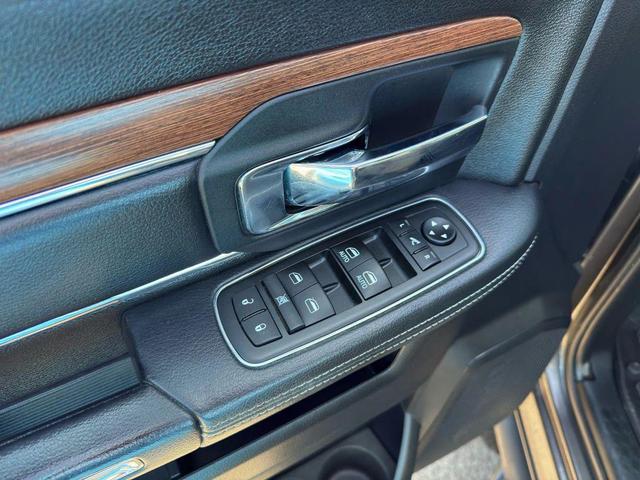 Photo of 2015 Gray RAM 3500