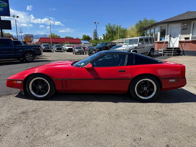 Photo of 1987 Red Chevrolet Corvette