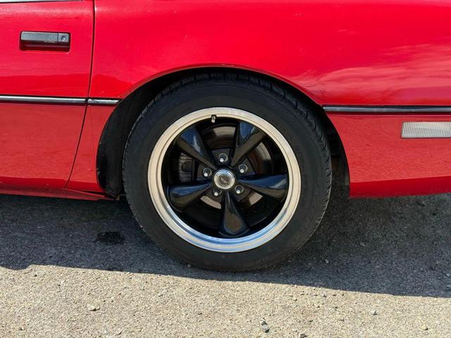 Photo of 1987 Red Chevrolet Corvette