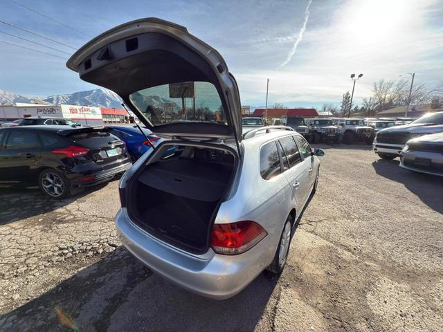 Photo of 2013 Reflex Silver Metallic Volkswagen Jetta SportWagen